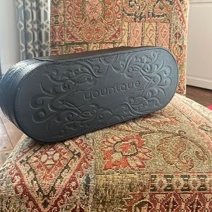 Younique Black Makeup Storage box perfect condition